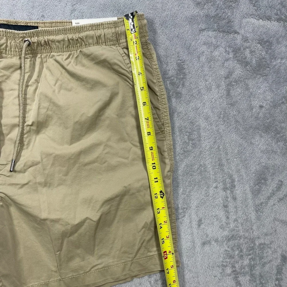 American Eagle Trekker Shorts Mens Large Khaki Flex 5.5